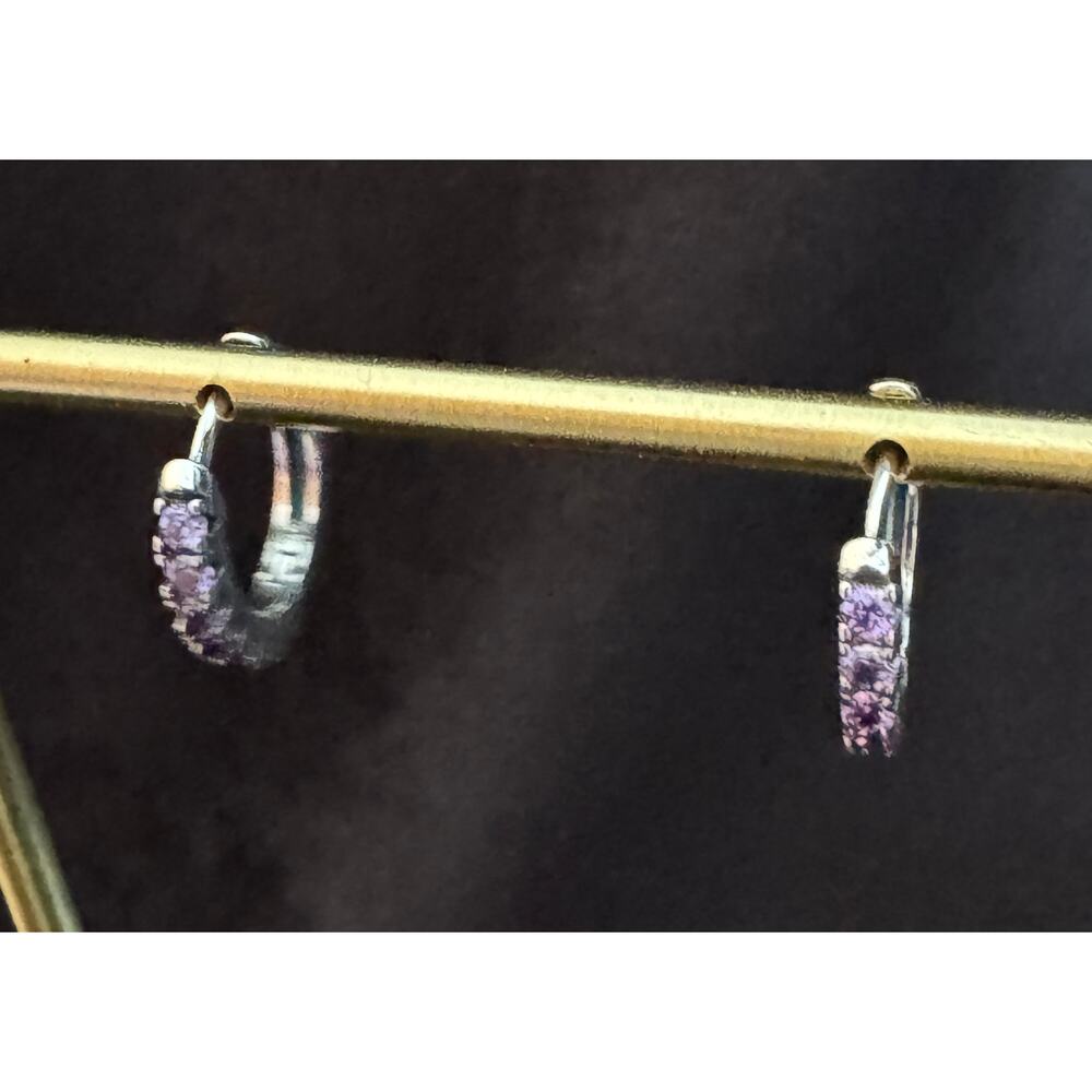 New Purple CZ Huggie Hoop Earrings Silver Tone 1/2” Small  E68 - Picture 2 of 3